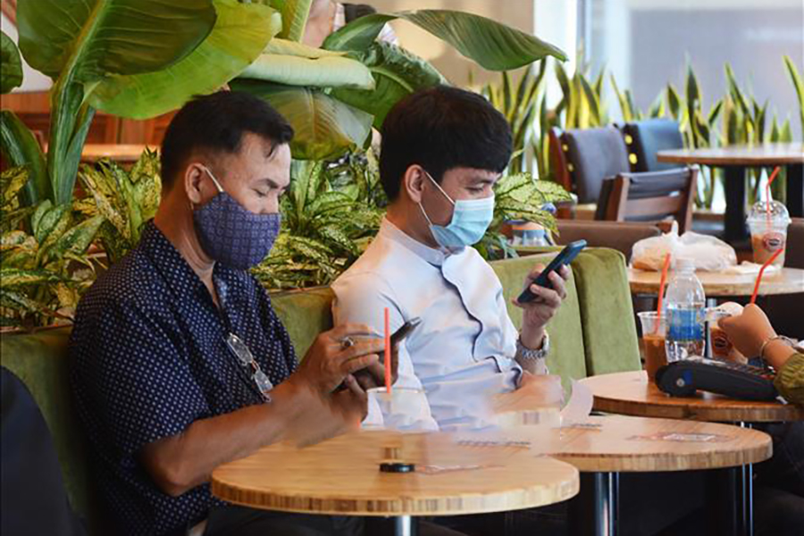 Lý Do Cần Đeo Khẩu Trang Nơi Công Cộng